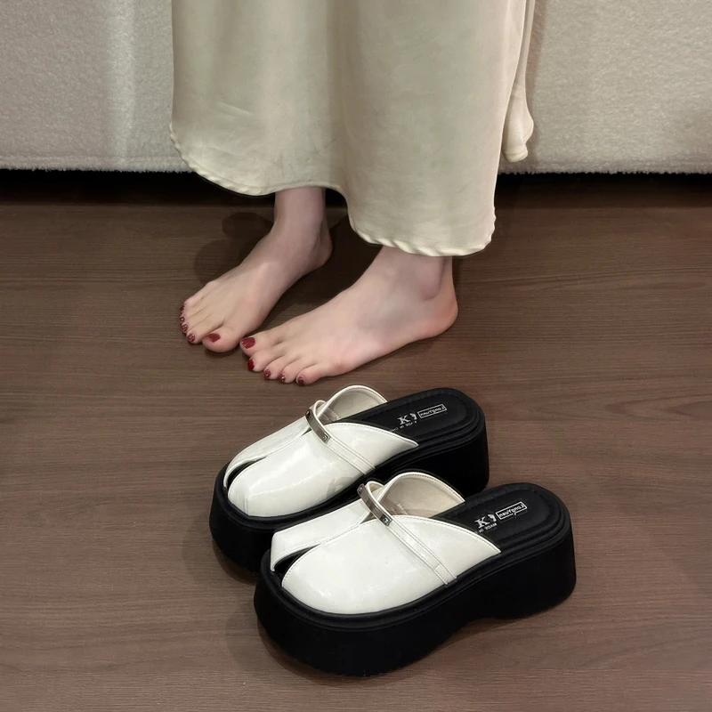 

Fashion Street Style Women Flat Sandals Summer Casual All Match Anti Slip Student Outdoor Daily Wear Shoes