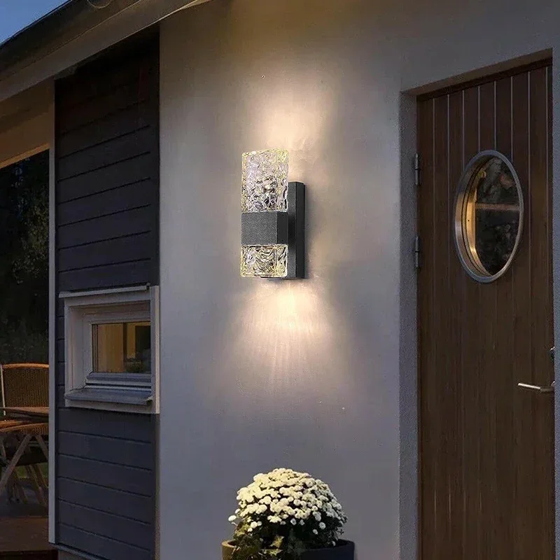 

Outdoor Dusk to Dawn Wall Light LED Waterproof Anti Rust Porch Fixtures Matte Black Sensor Sconce Decoration