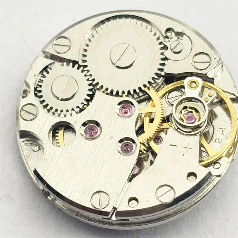 1PCS Non-Functional 5520 Old Watch Movement for Practice Disassembly Watchmaker Tool Watch Accessories