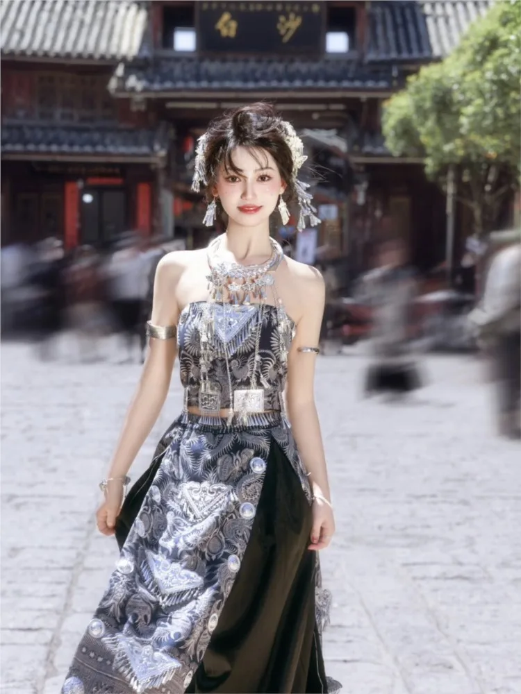 

Ethnic and exotic performances dance photography costumes travel studio photography