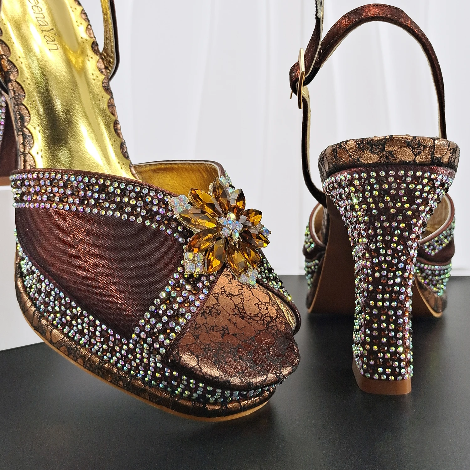 Set di scarpe con tacco alto e - Women Bags For Wedding recensione e prezzo