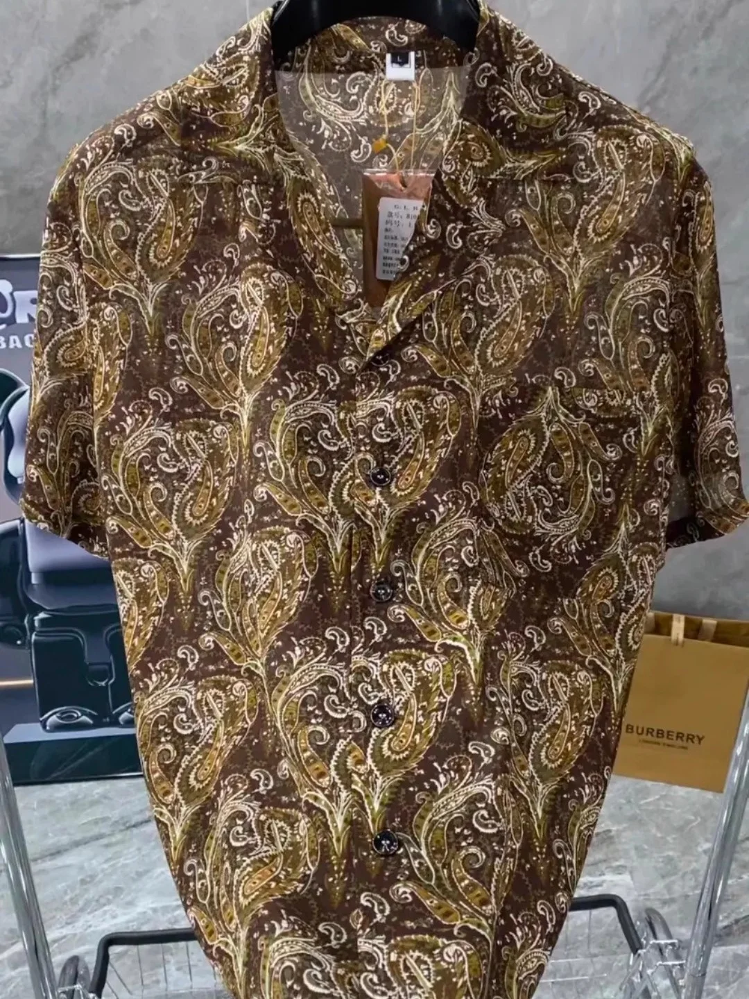 

Новинка лета: Мужская рубашка с кубинским воротником, короткий рукав, высокое качество, модная, универсальная, деловая, европейский стиль, премиум-класс.