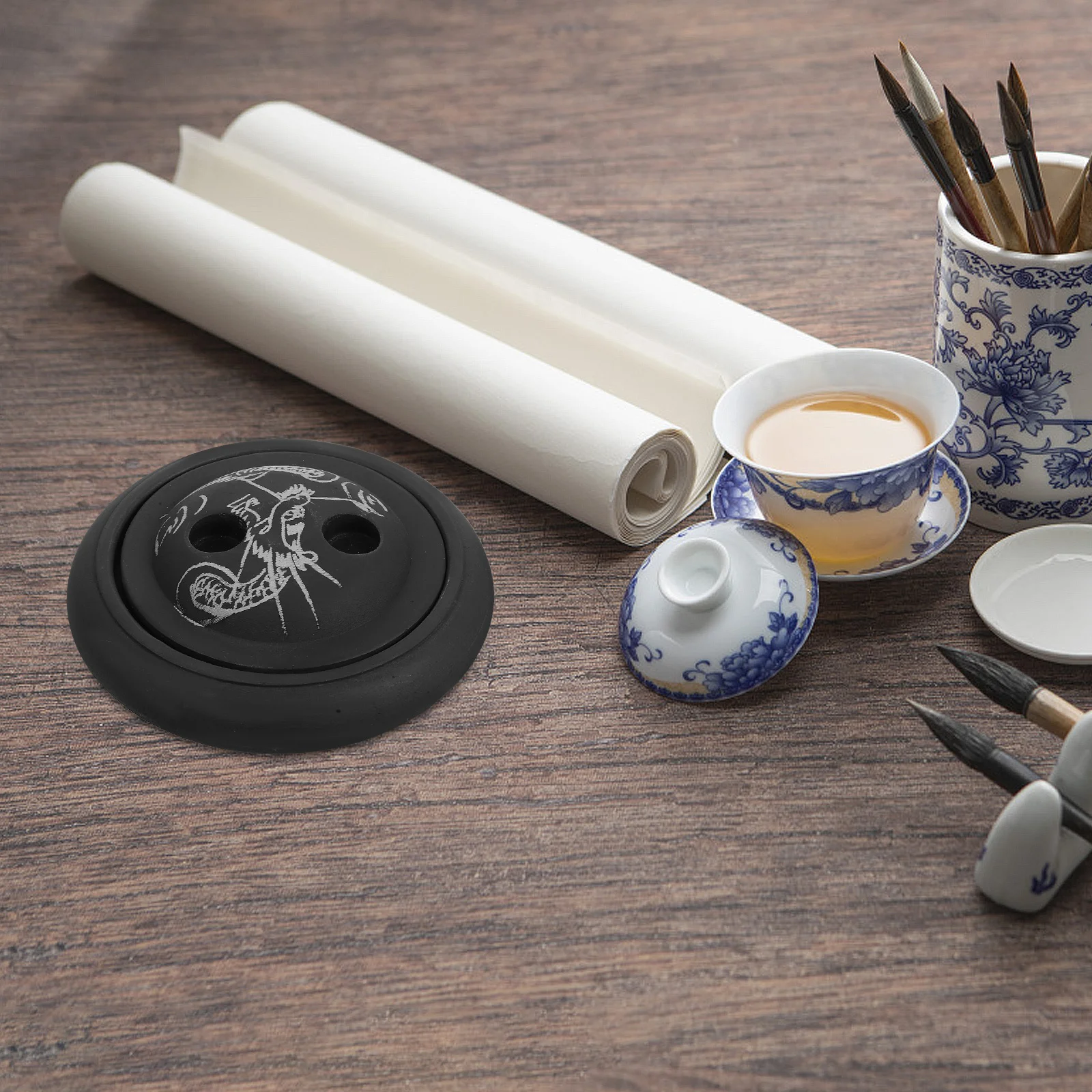 

Portable Chinese Calligraphy Ink Stone Lid Round Inkwell for Beginners Smooth Grinding Surface Retro Design for Practice