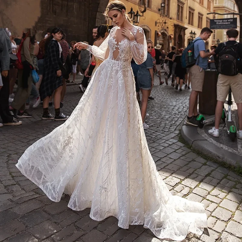 Elegante Trouwjurken Voor Vrouwen Pluizige Lange Mouwen Van De Schouder Prinses Kant Appliques Kant Court Trein Strand Bruid Jurk