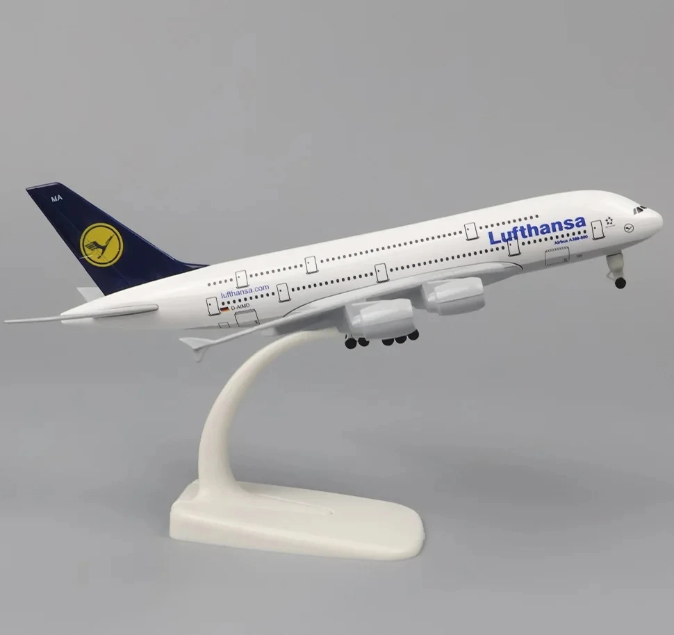 20cm Lufthansa A380 Airplane Model Miniature Plane Alloy Metal A380 Airlines Diecast Airplanes Aircraft & Wheels For Collections