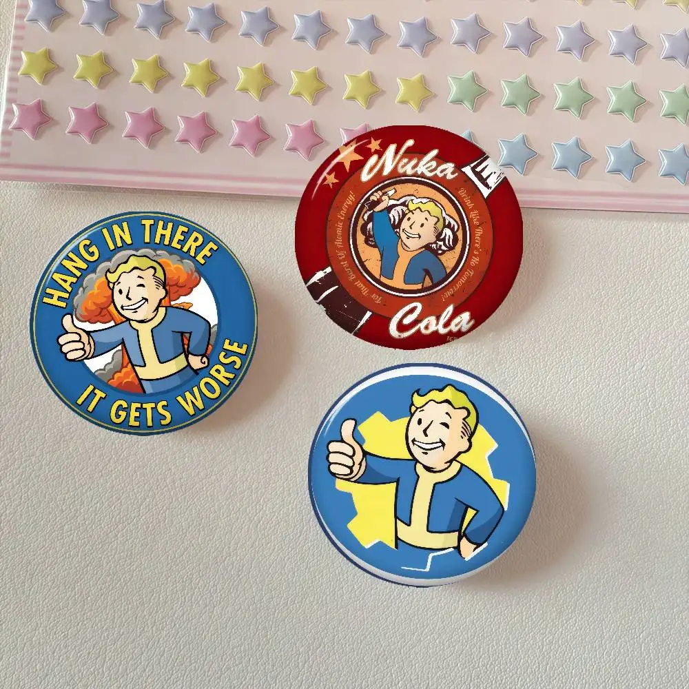 Soft Button Pin Round Metal Badge Lapel Pin Parts Gift Friends Kid Jewelry Game F-F-fallouts Office cool boy