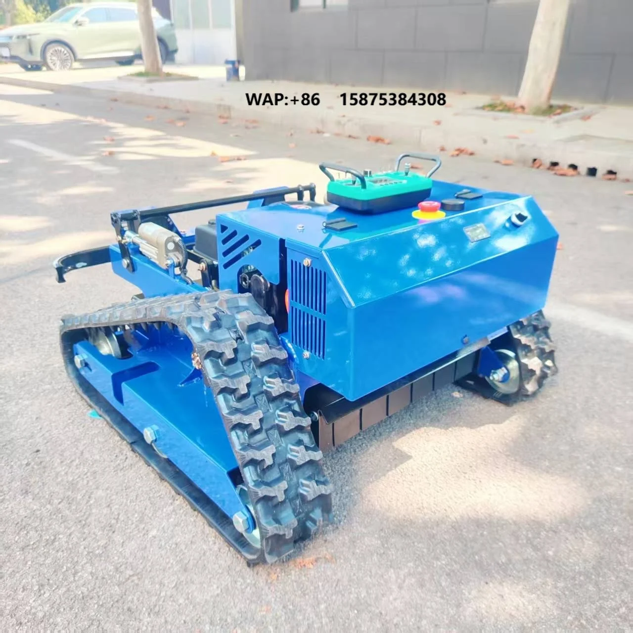 China New Self - Propelled Automatic Remote Control Lawn Mower for Garden