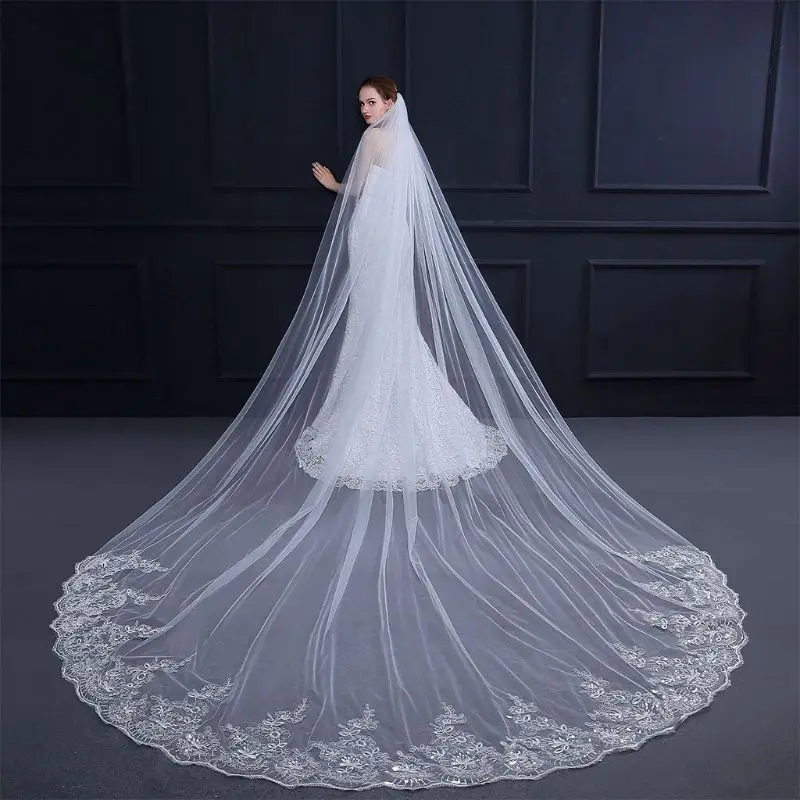 One-Layer Women Trailing Cathedral Long Wedding Veil Embroidered Floral Lace Applique Scalloped Trim Bridal Veil With Comb