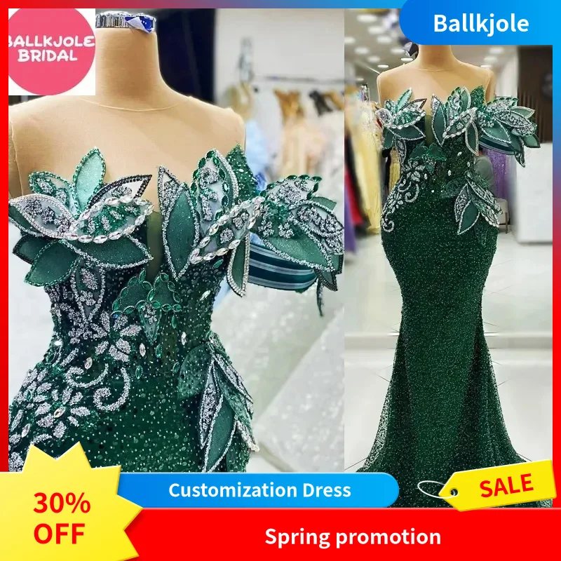 

2024 Green Prom Dresses For Special Occasions Illusion Sheer Neck Sequined Pearls Decorated Rhinestones Beaded Lace Birthda