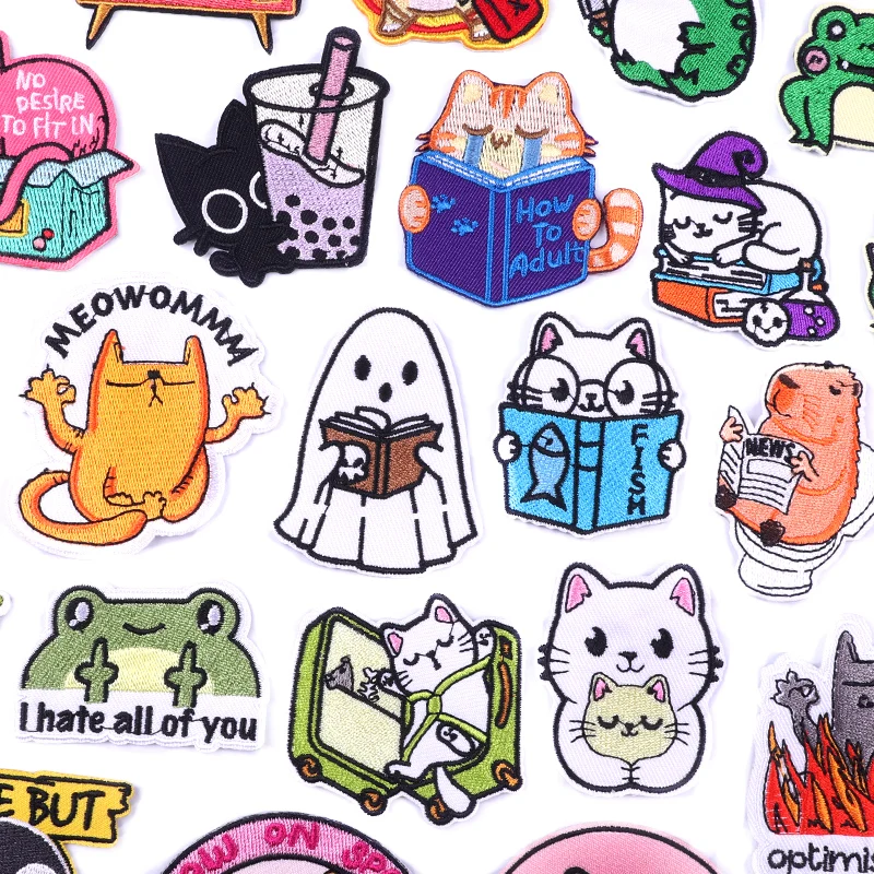 Reading Book Cat/Ghost Patch Funny Cartoon Animal Embroidery Patch Iron On Patches For Clothing Frog Patches On Clothes Jean DIY