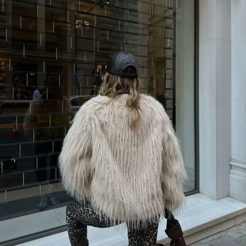 Women's Fashionable Short Length Long Sleeve round Neck Artificial Fur Coat Autumn Winter New Arrival Retro Style  Fur Coat
