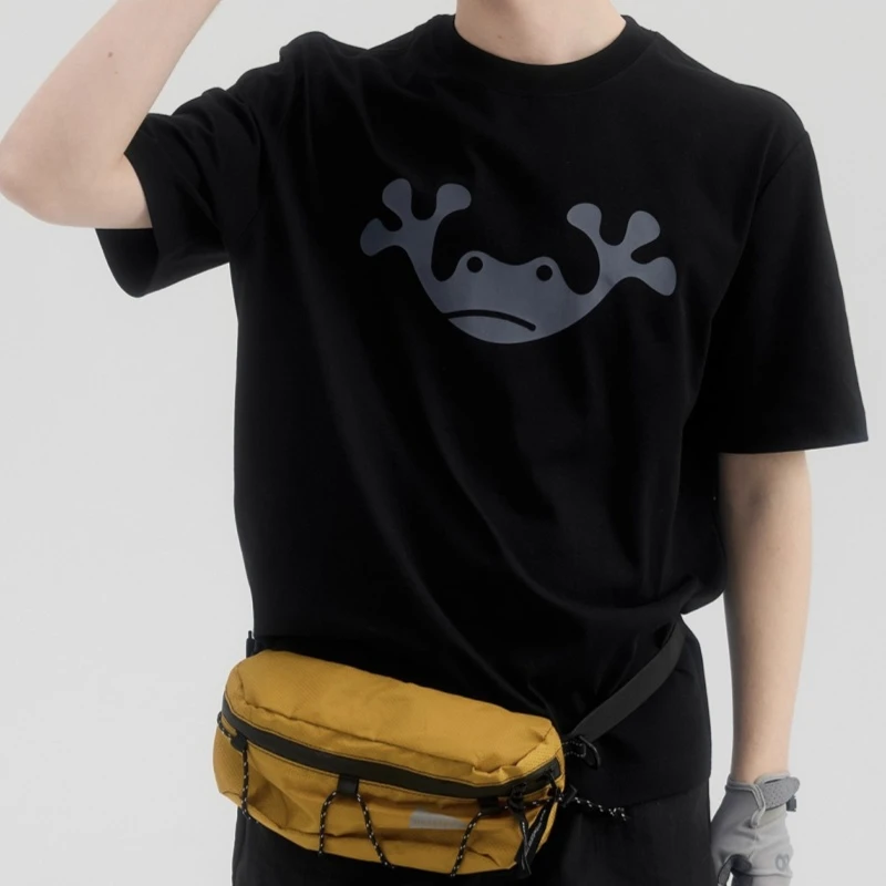 

DANKiMADE * 2025 Модная мужская и женская свободная и повседневная футболка с короткими рукавами и забавным мультяшным принтом лягушки