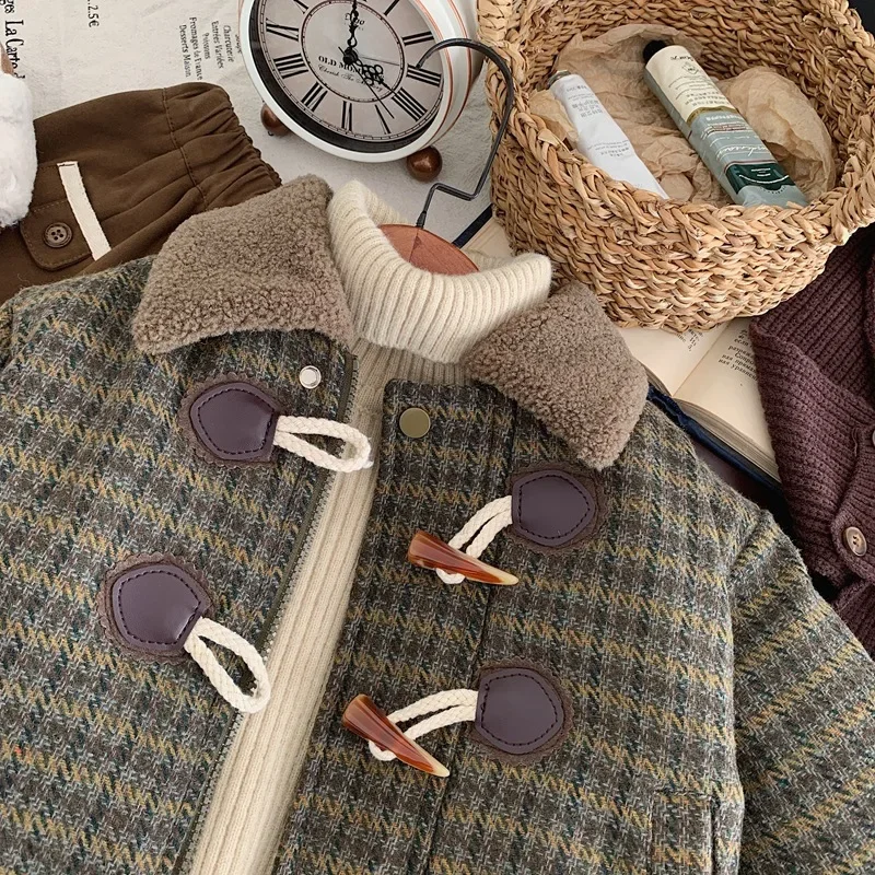 Kid Parkas Coats 2024 Children Horn Buckle Children Tweed Coat Boy Cotton Plaid Coat Baby Warm Autumn and Winter Thick Coat