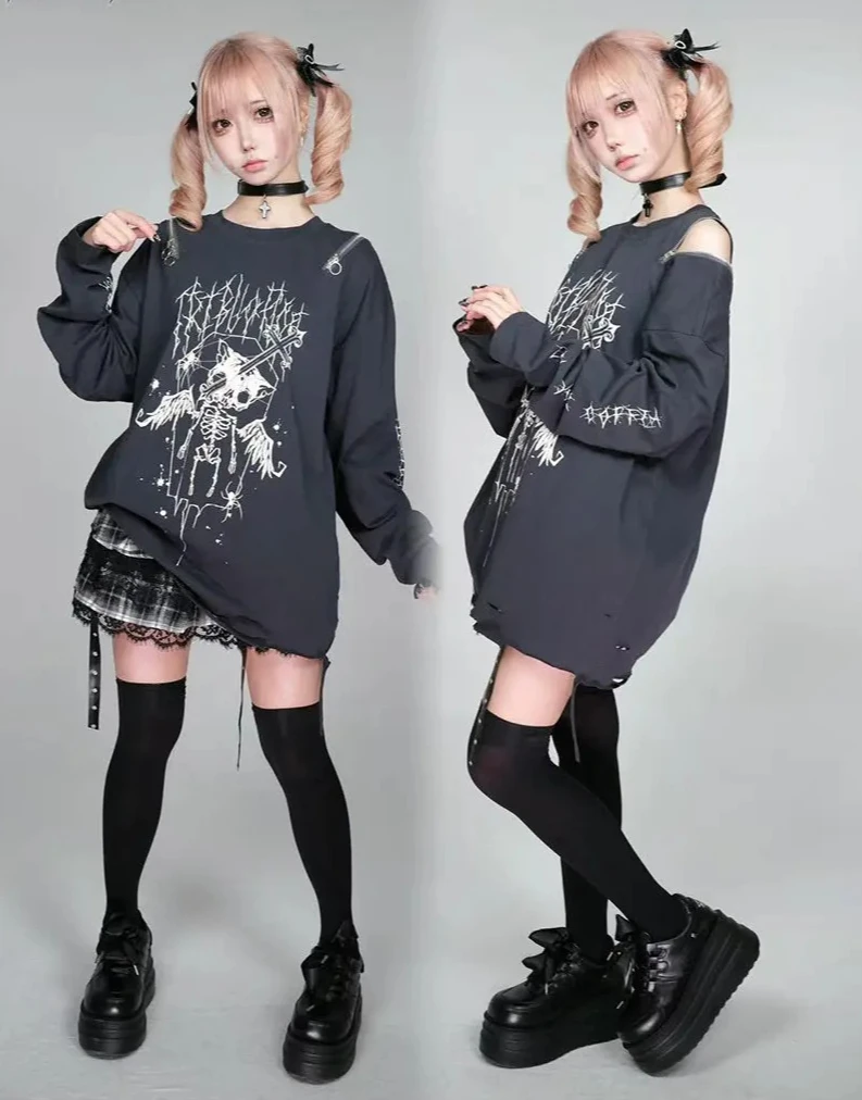 

Gothic Cat Skeleton Print Long Sleeve Top Japanese Subculture Off-Shoulder Zipper Design Loose Top Spring Autumn Casual T-shirt