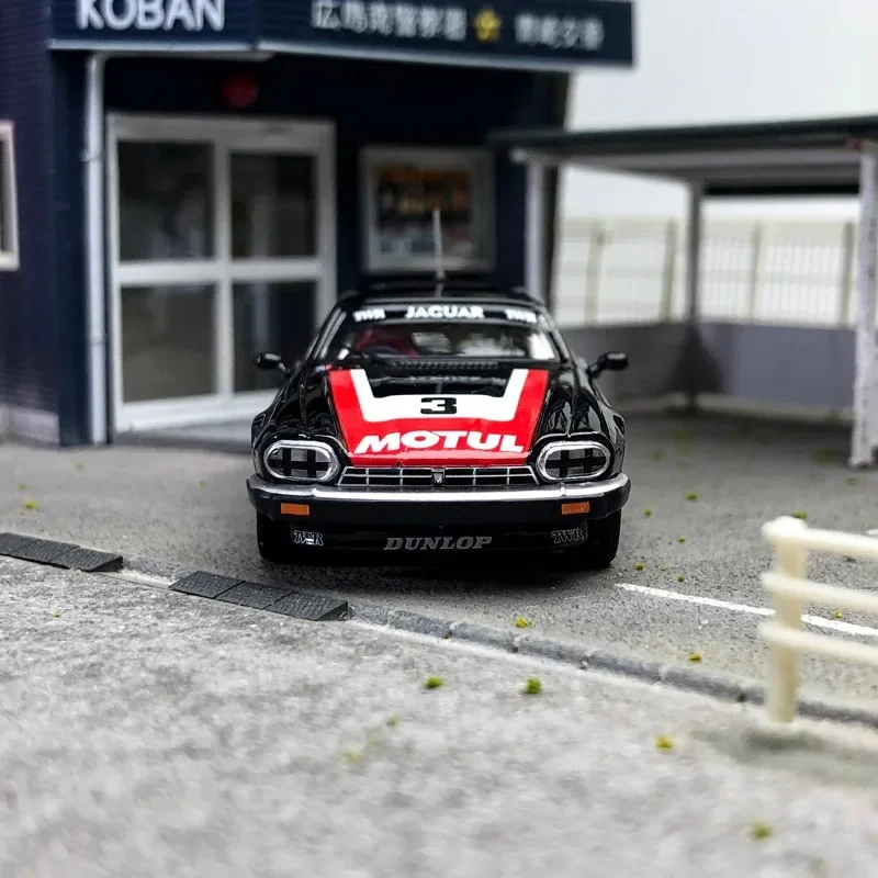 INNO-JAGUAR XJ-S twr #3合金シミュレーションモデル、装飾玩具の子供コレクション、ホリデーギフト、1:64