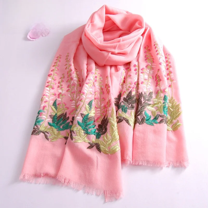 echarpe-de-lana-con-bordado-floral-de-moda-panuelo-de-seda-chal-para-hombros-rosa-accesorio-calido-para-otono-e-invierno