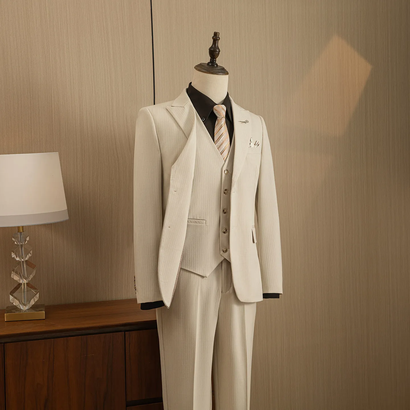 High-Quality Fashionable Men's Three-Piece Suit Wedding Dress Shirt Striped Business Casual Autumn Winter New Style Two-Button