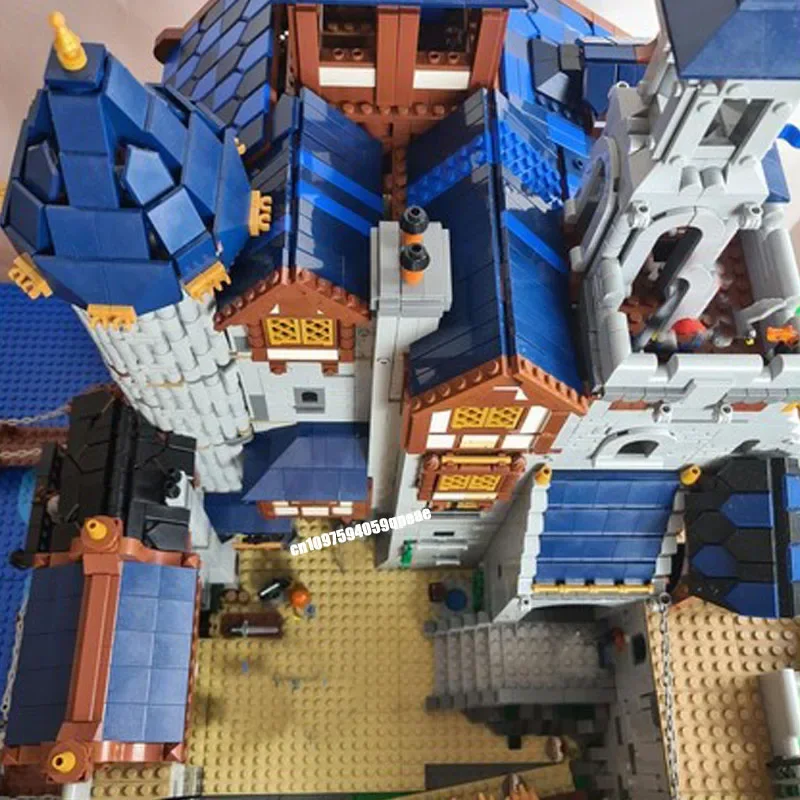 Novo 10648 pçs moc europeu medieval vista de rua preto castelo real modelo diy ideias criativas crianças brinquedo presentes aniversário quebra-cabeça personalizado