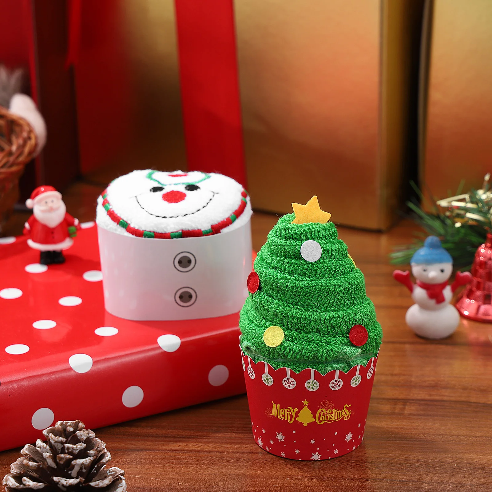 

2Pcs Christmas Cotton Hand Towels Snowman Tree Shape Soft Absorbent Wash Cloths Decorative Kitchen Bathroom Holiday Supplies