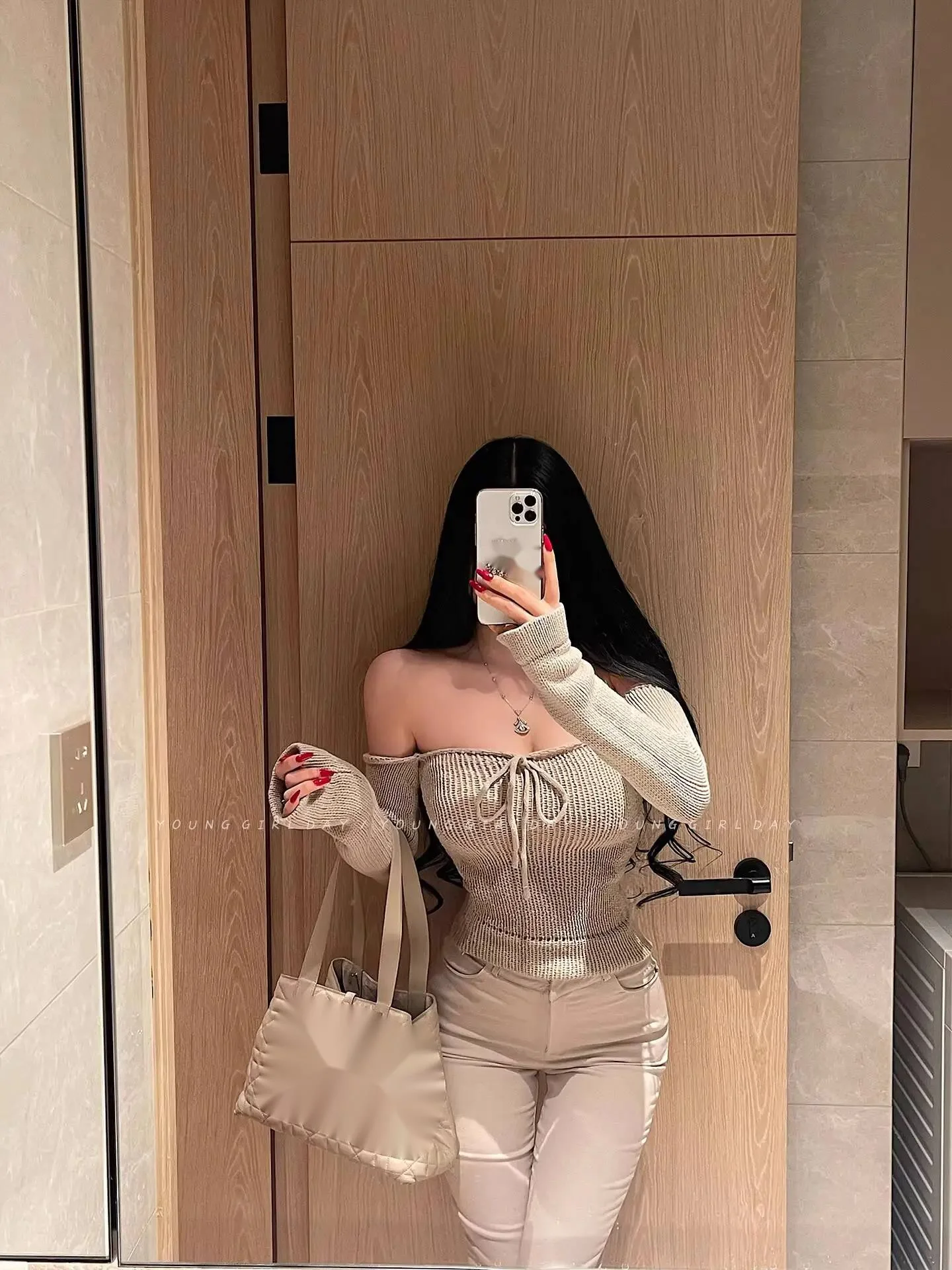 Pure Desire Hot Girl Sexy Off-Shoulder Tube Top Bow Tie Long Sleeve Knitted Base Shirt Top Fashion Sexy Women Sweet ZI02