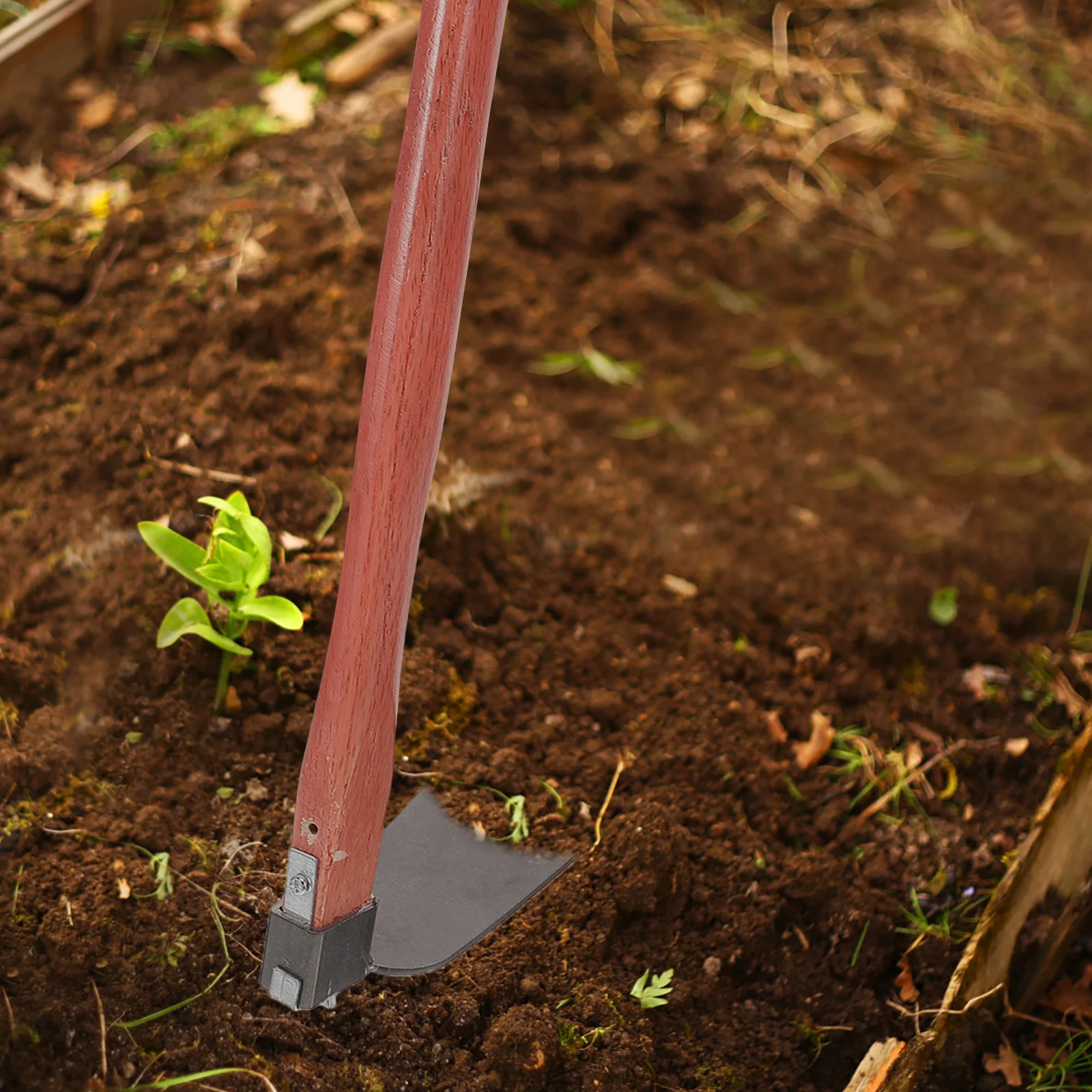 

Stainless Steel Gardening Hoe Handheld Heavy Duty Ergonomic Wooden Handle for Soil Loosening Weeding Outdoor Gardening Tools