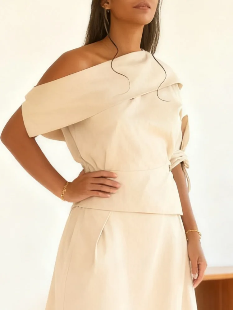 

Fall Women One Shoulder Blouse Asymmetric Top Fashion Three Quarter Sleeve Loose Fit Button Casual Chic Street Style Female Tops