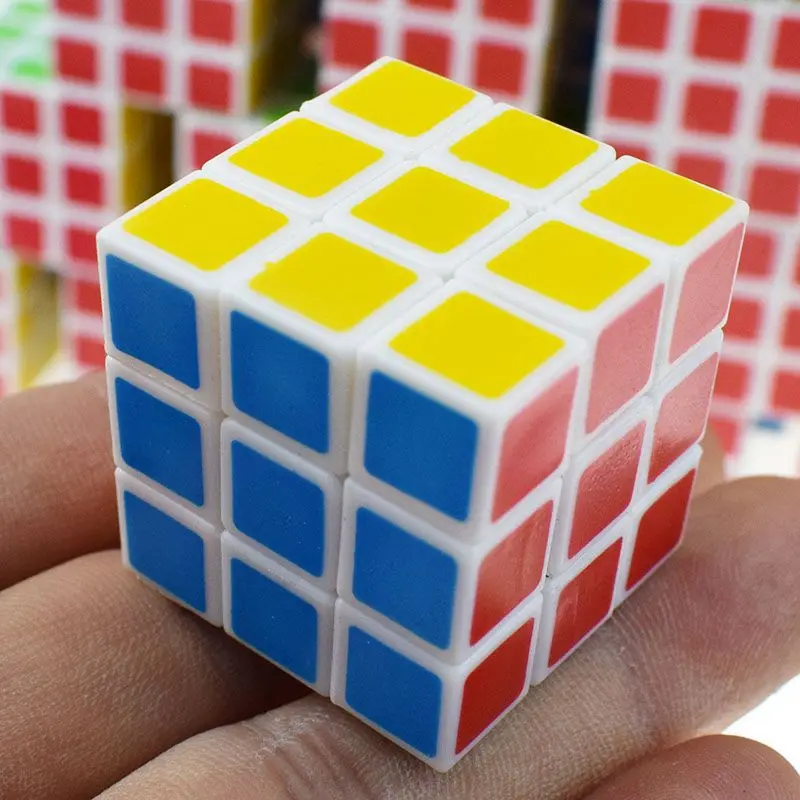 12 Uds Mini cubo 3CM 3x3 cubo de velocidad recompensas escolares premio en el aula para estudiantes recuerdos de fiesta de cumpleaños juguetes pequeños regalos para niños
