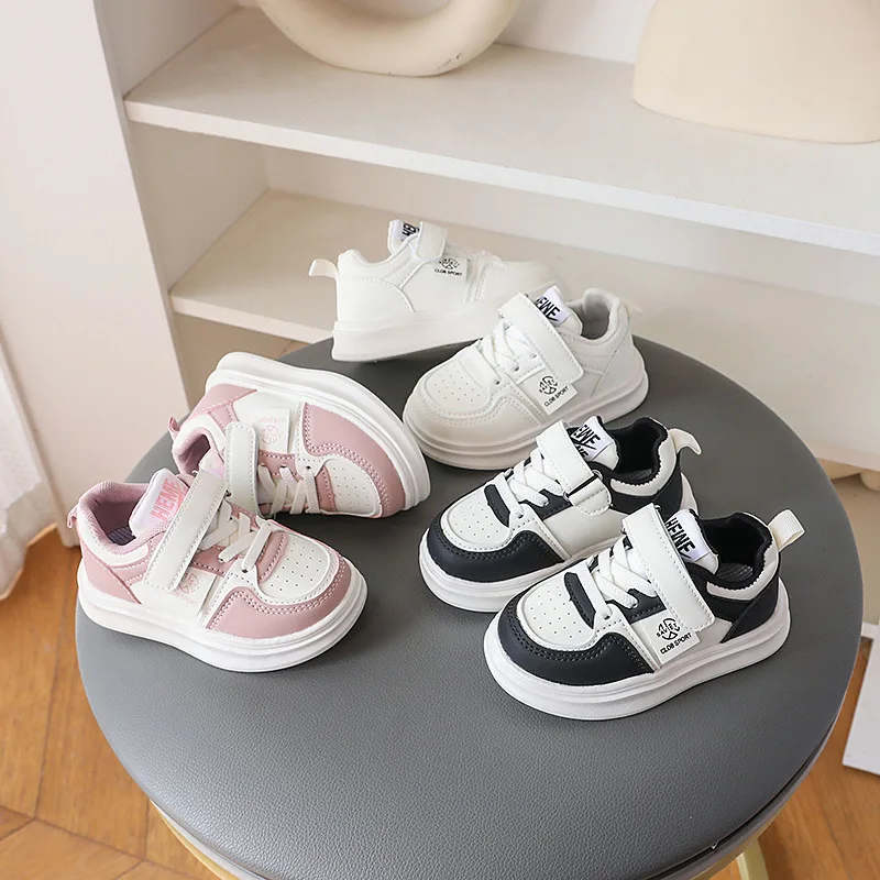 

Tenis Kid Sneake 2025Осенняя новая детская обувь для доски с цветными блоками, дышащая спортивная обувь для девочек, трендовая обувь для мальчиков, повседневная детская обувькроссовки