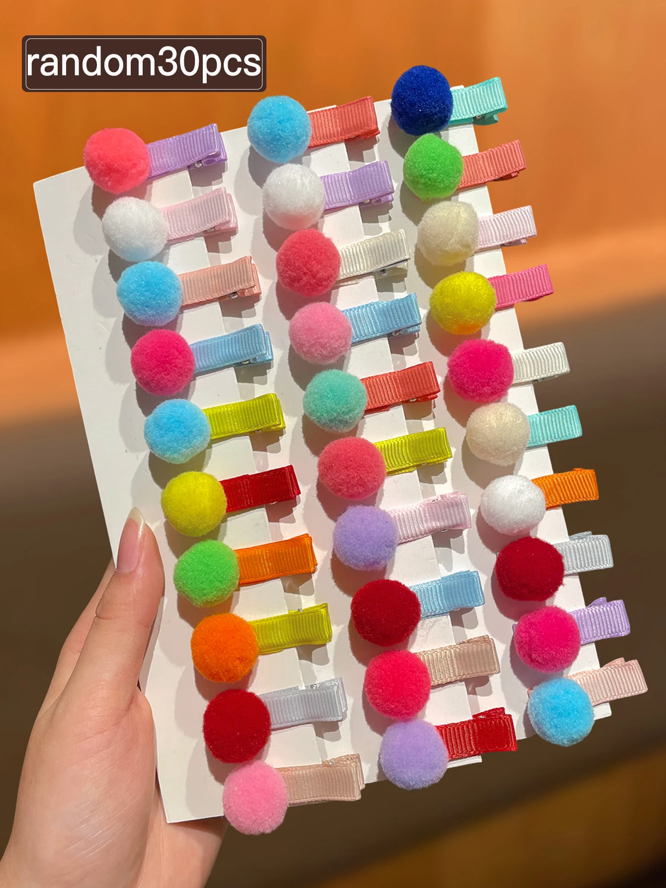 30 peças aleatórias estilo feminino, fofo e redutor de idade, adequado para uso diário, acessórios de cabelo femininos e grampos de cabelo