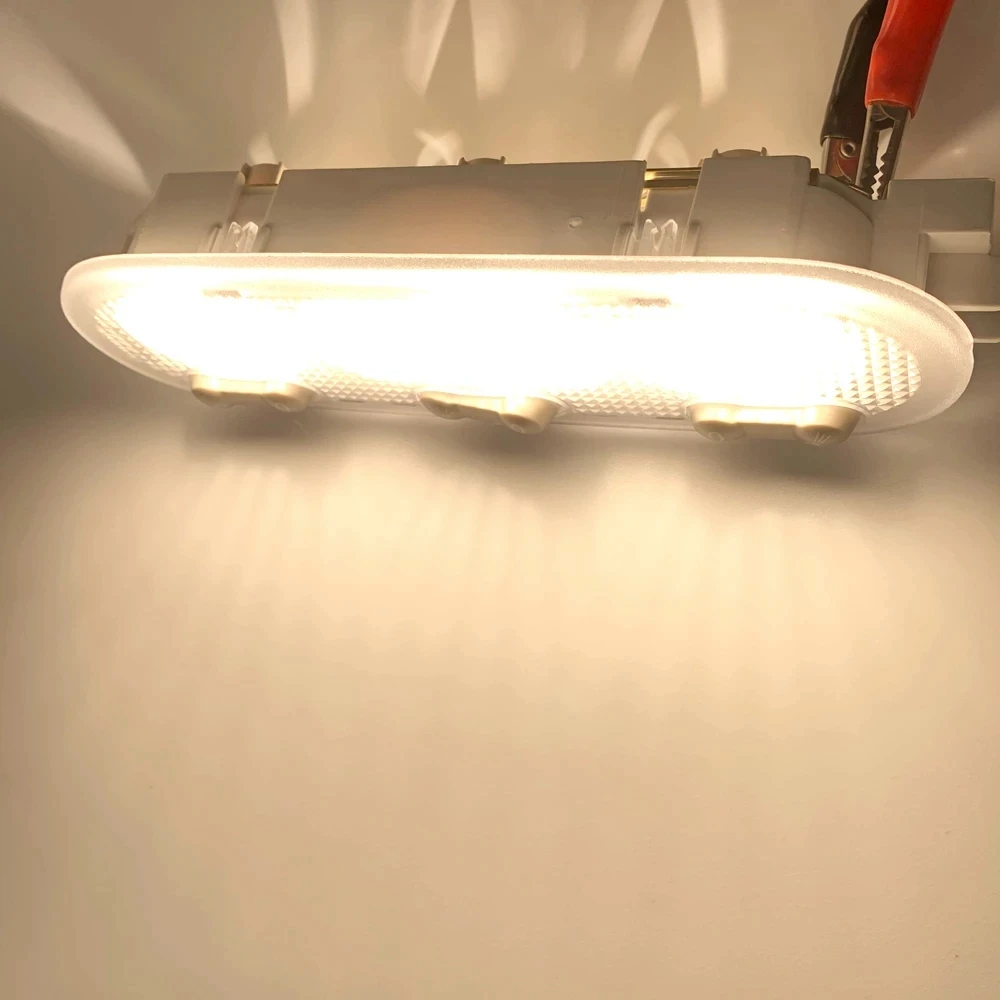 

3-Botton Rear Light Dome Reading Light Ceiling Lamp For Nissan Qashqai J10 08-17 For Sunny March 26430-3ZA1A