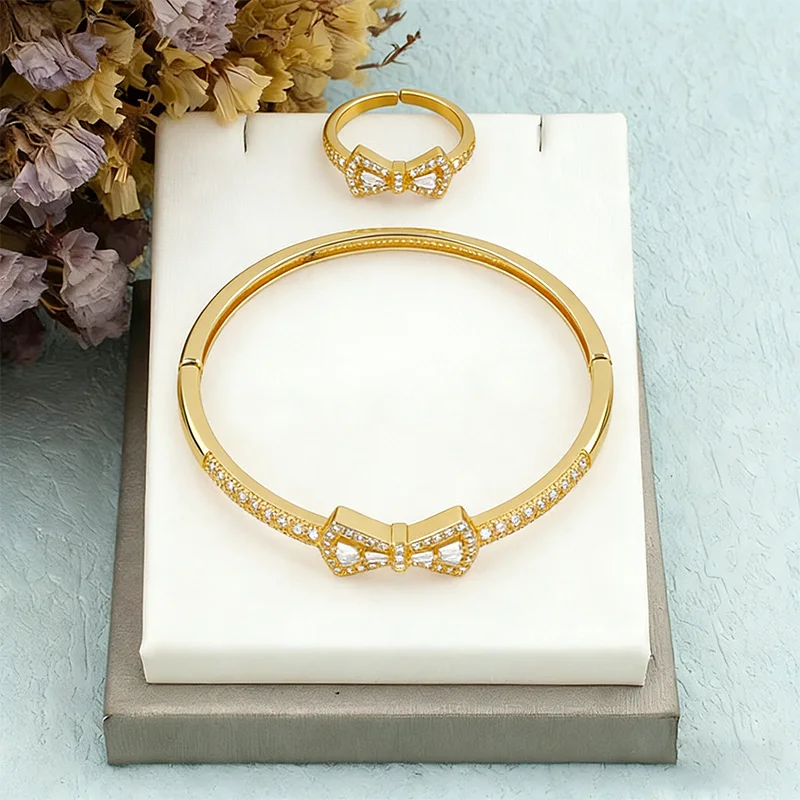 

Fashion Classic Luxury Zircon Bow Bell Bracelet Bracelet Hand Jewelry Decor For Women Girl For Gift Party
