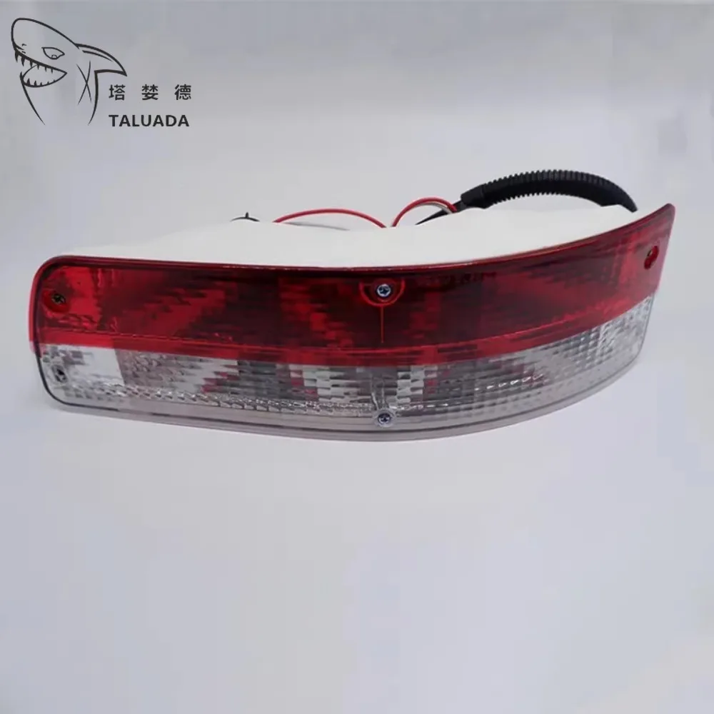 Counterweight Lamp For Kobelco SK200-6E SK200-8 SK250-8 SK260-8 SK330-6E SK200-10 Rear Lamp Tail Lamp Excavator Parts Hot Sale