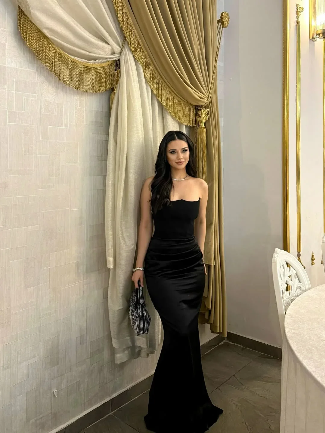 Asanagi Saudi Elega…