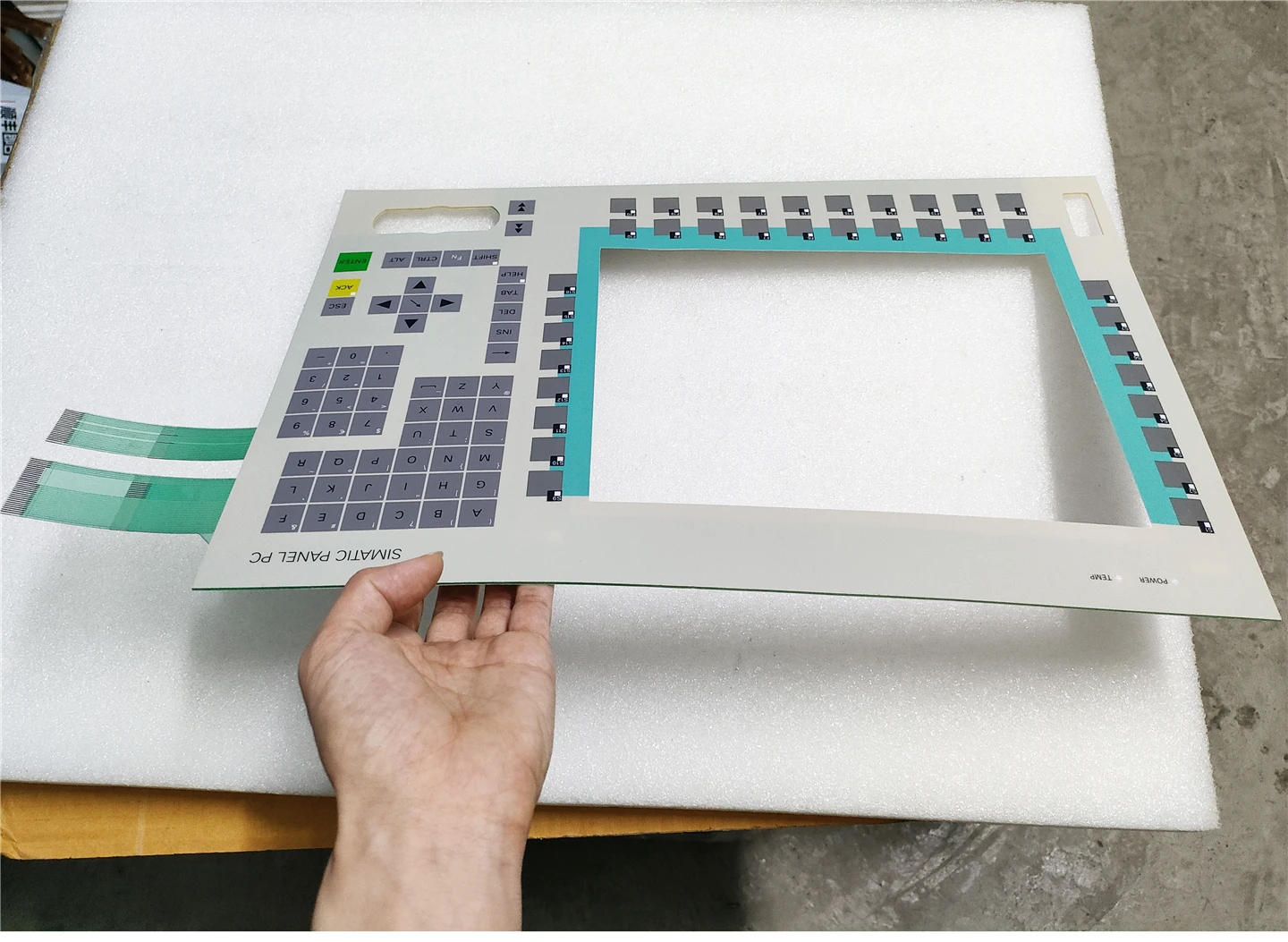 PC670-12 6AV7721-1AC10-0AB0 -- Membrane switches Keyboards Keypads