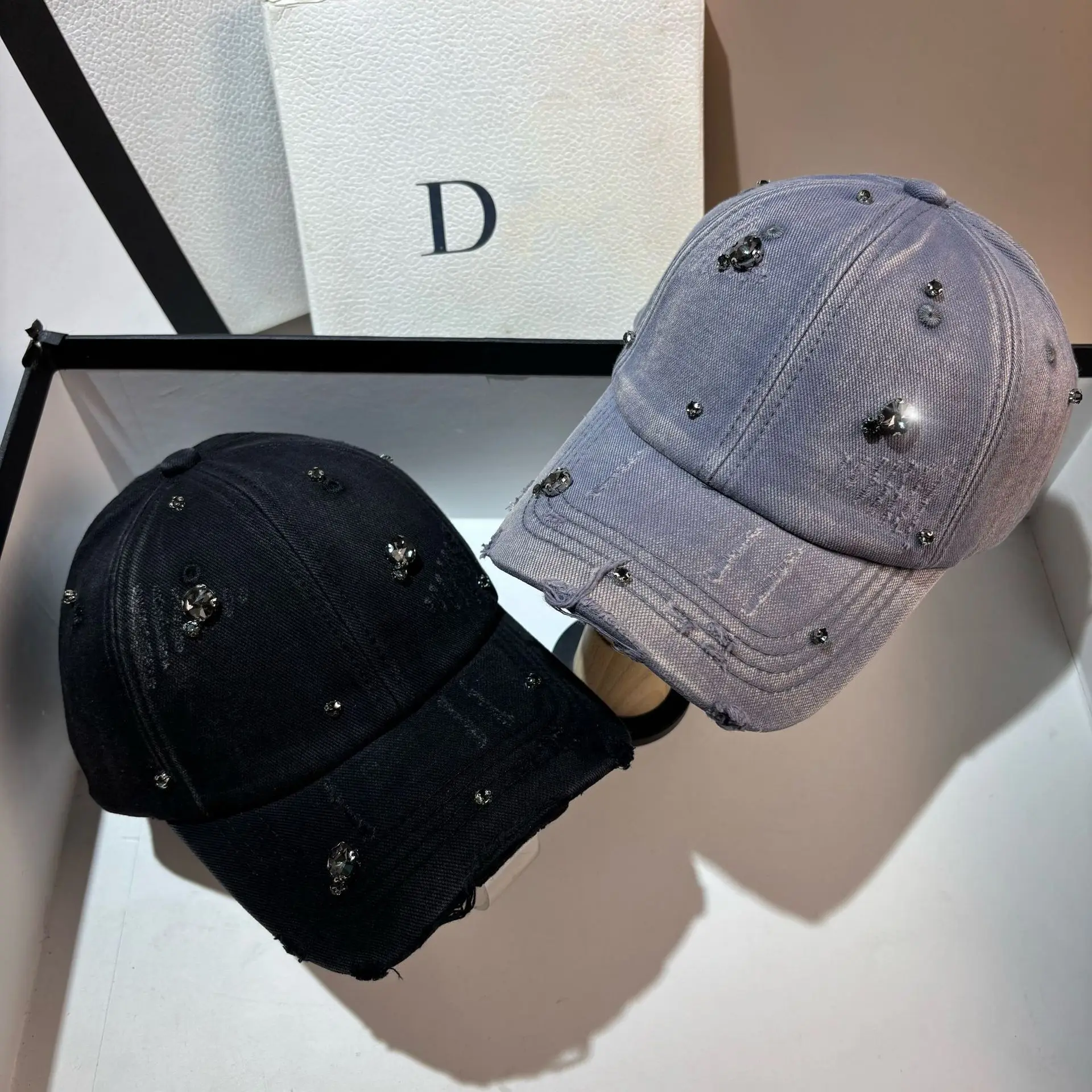 Luxury Rhinestone Cotton Hole Washed Baseball Cap Men Women Streetwear Hip Hop Cap Snapback Sunscreen Tennis Golf Caps 2