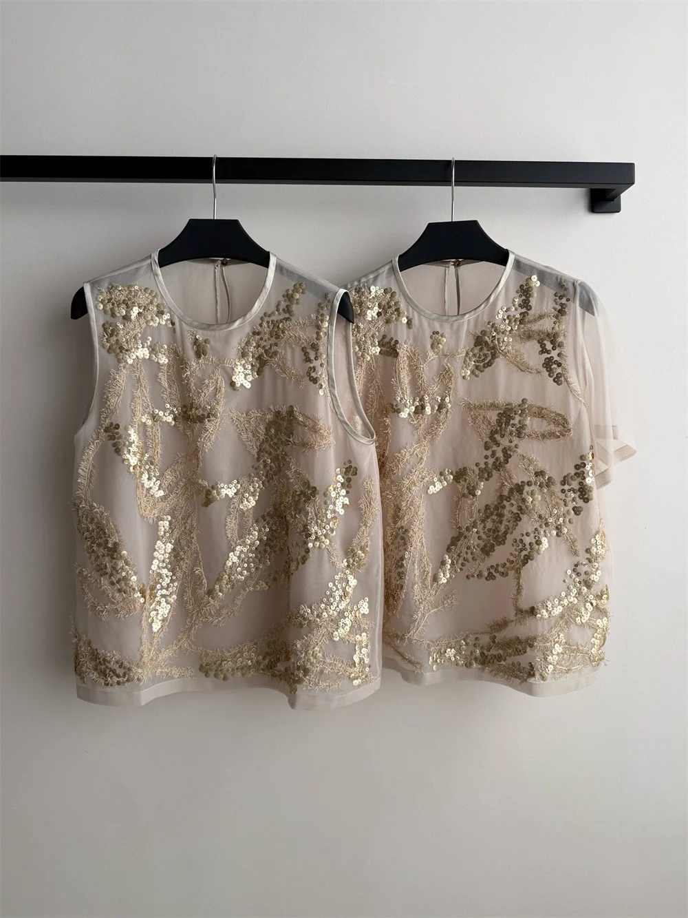 Women's Round Neck Sequined Embroidered Silk Short-Sleeve T-Shirt Top and Sleeveless Breathable Elegant Vest Tops