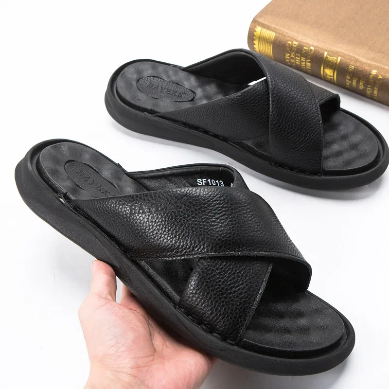 

2024 Summer New Genuine Leather Men Slipper Sandals Ultra Lightweight Comfortable Simple Massage Slide Shoes Black Brown