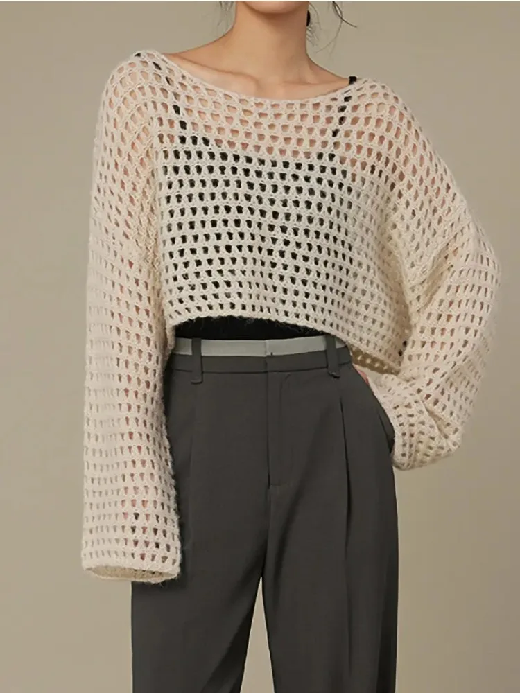 

2025 Spring/Summer Collection - Boho Riche Round Neck Gradient Solid Color Sweater Pullover - Flowy, Feminine Fit, Versatile Lay