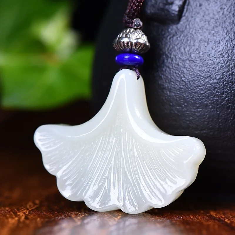 Hotan Jade Ginkgo Leaf Pendant Harmony Longevity Amulet Men And Women