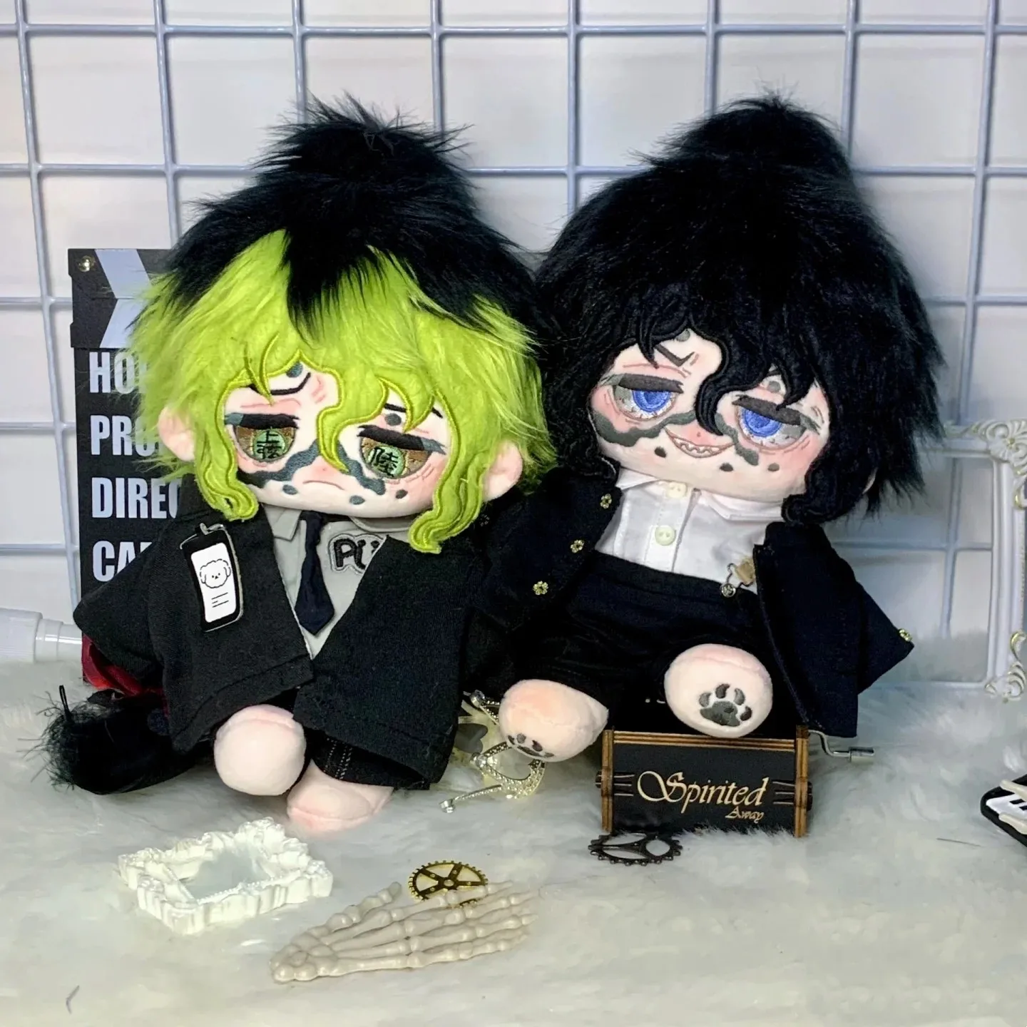 

Demon Slayer Upper Moon Six Gyutaro Attribute 20cm Crying Handsome Doll