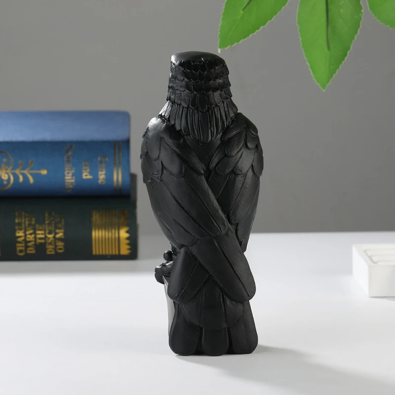 Environmentally Friendly Resin Simulation Animal Eagle Ornaments Retro Office Home Creative Crafts