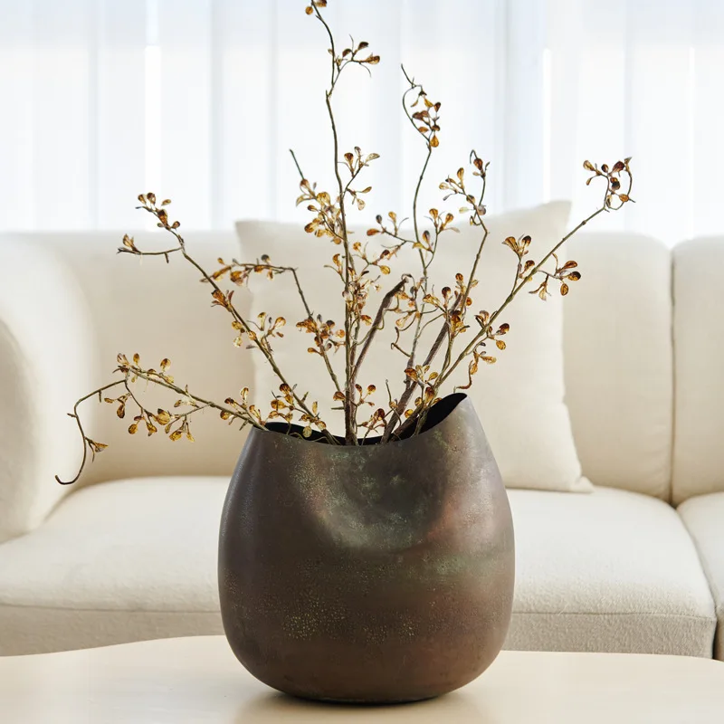 Rust color retro nostalgic irregular metal vase ornament model room living room TV cabinet art flower ware