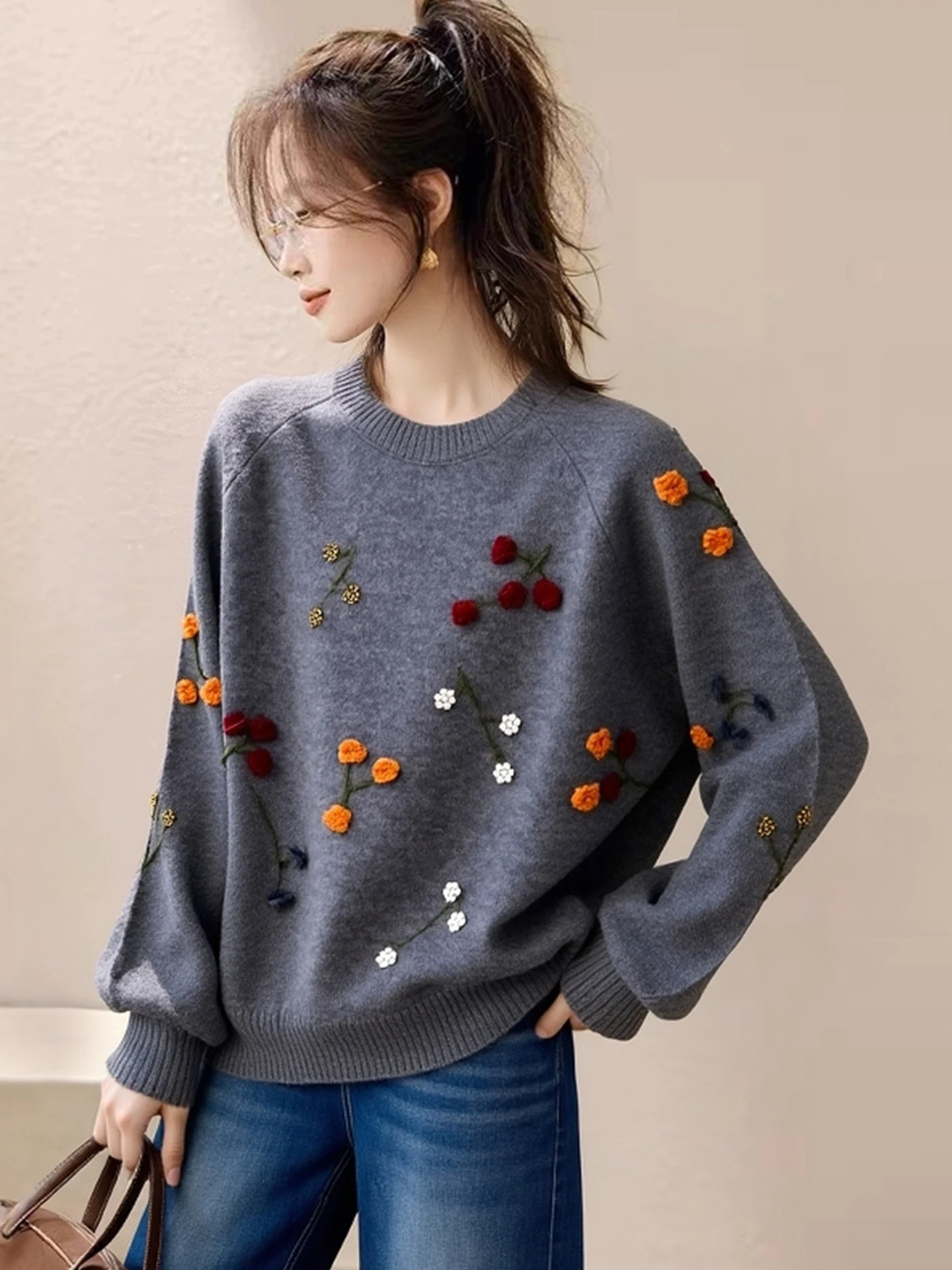 

Ele Long Sve Camere Трикотаж Простой круглый зимовый свитер с вышитыми цветами для поездок на работу Женская мода