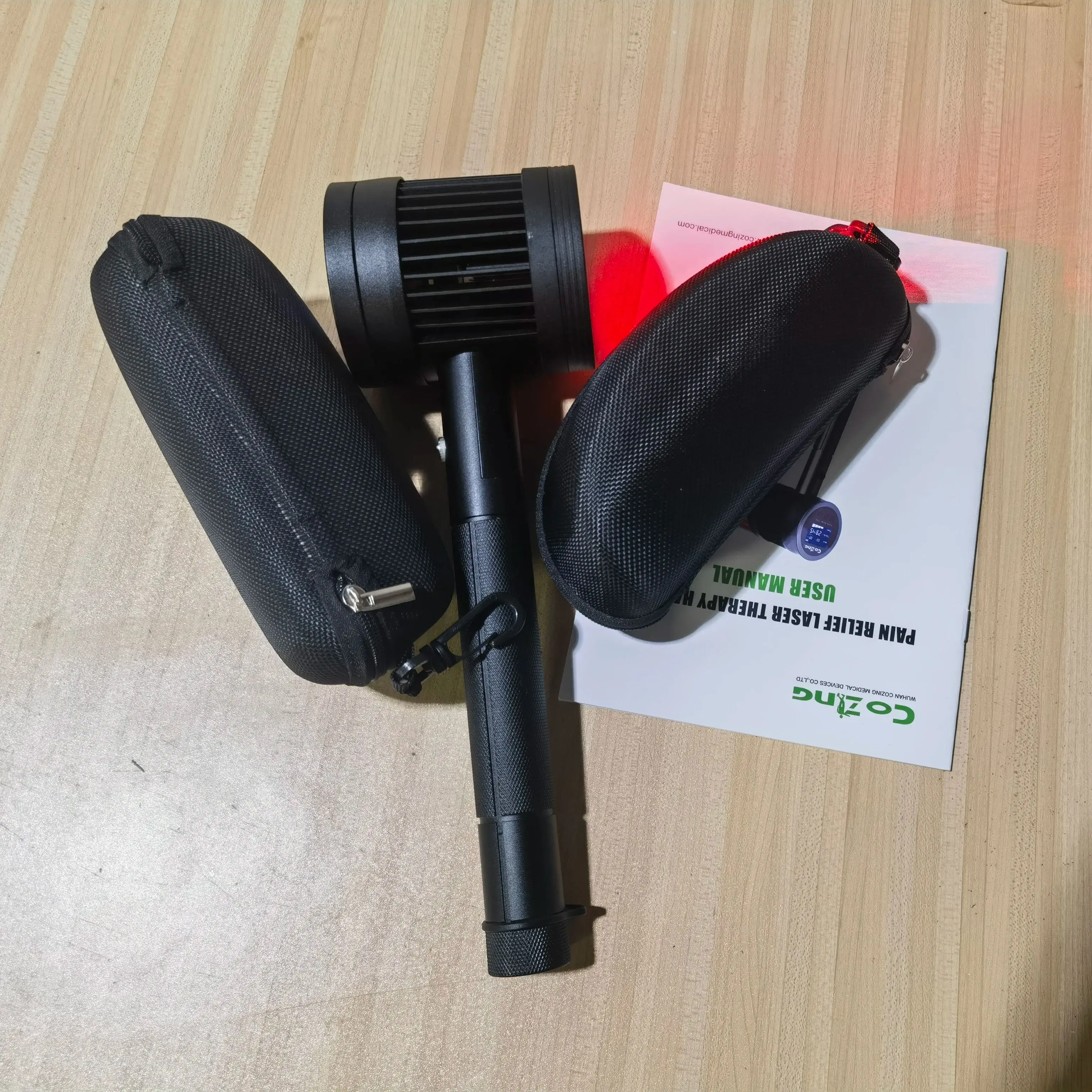 

Умное обновление HLKGO 25-диодный лазерный прибор 650 нм + 808 нм Двухволновое проникновение при артрите коленного плеча и болях в домашних животных