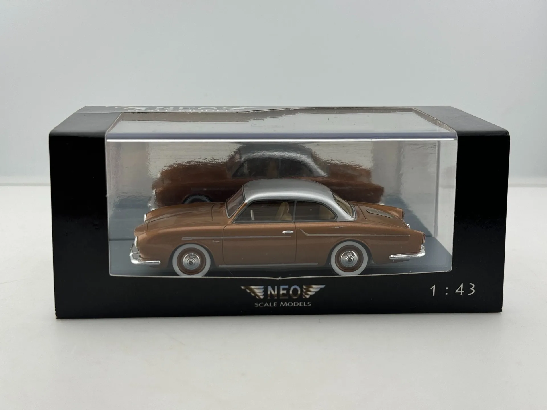 

Diecast Neo 1/43 Scale Resin Car Model Collectible Toy Gift Souvenir Display Ornament