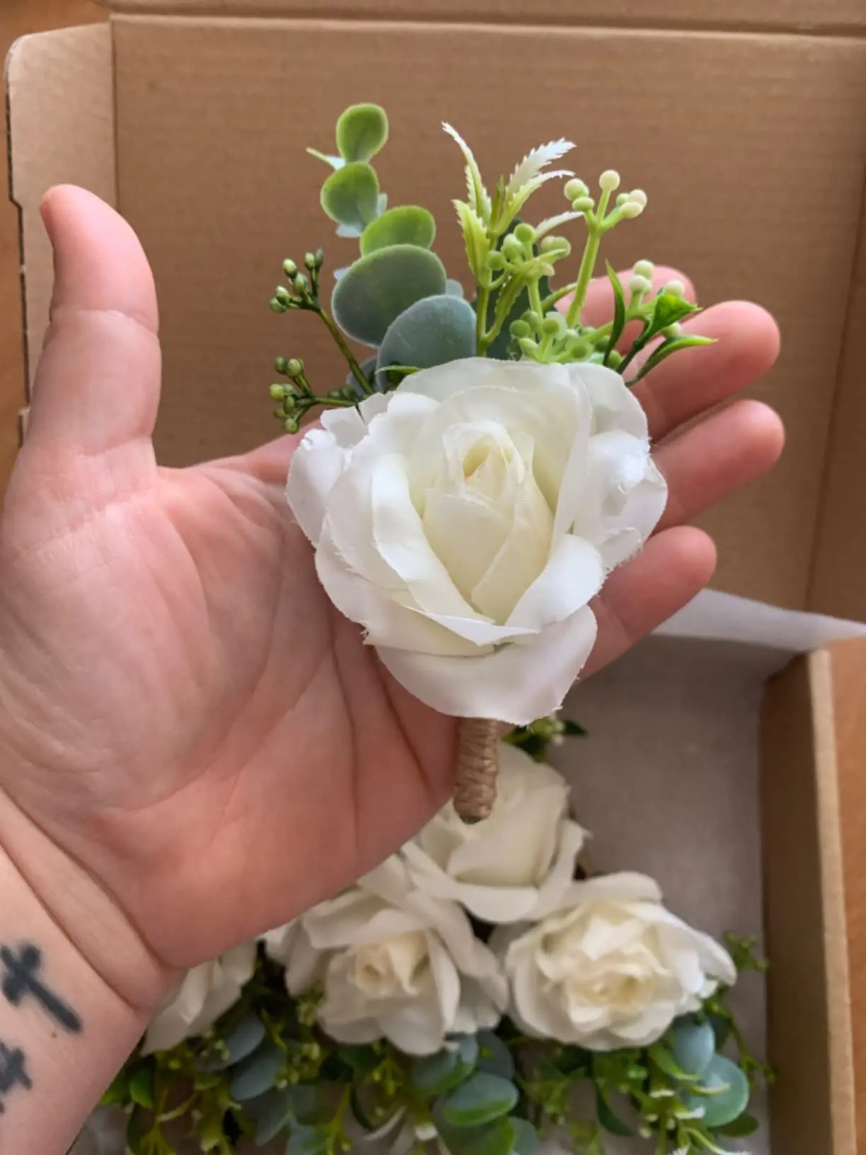 Ivory Wrist Corsage Bridesmaid Sisters Handmade Flower Artificial Silk Rose Bracelet Flowers For Wedding Dancing Party Decor - view 2