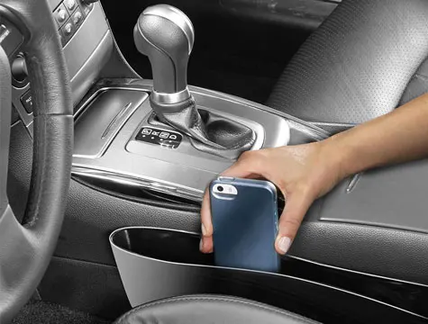Car In-Regulator Catch Caddy