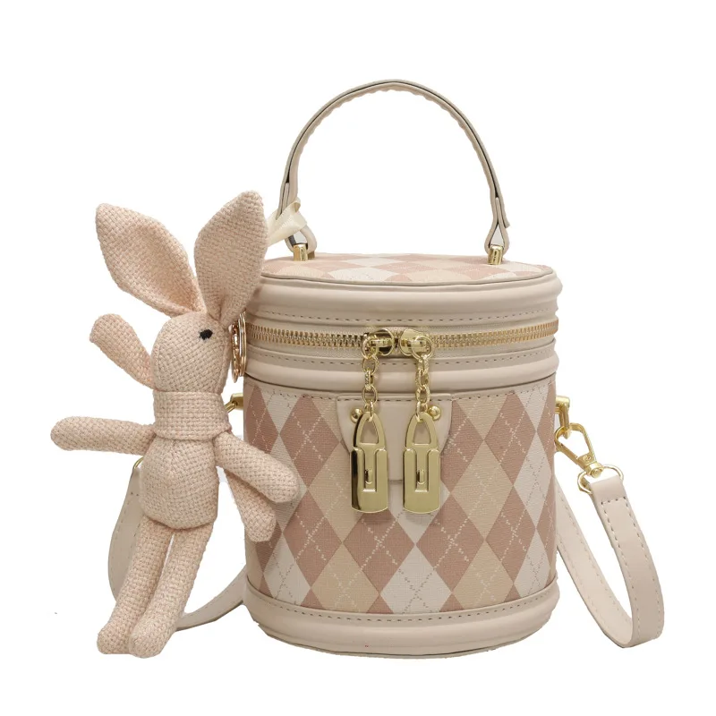 High-end niche women's bag 2026 new diamond quilt versatile handbag bucket bag fashionable internet celebrity shoulder crossbody