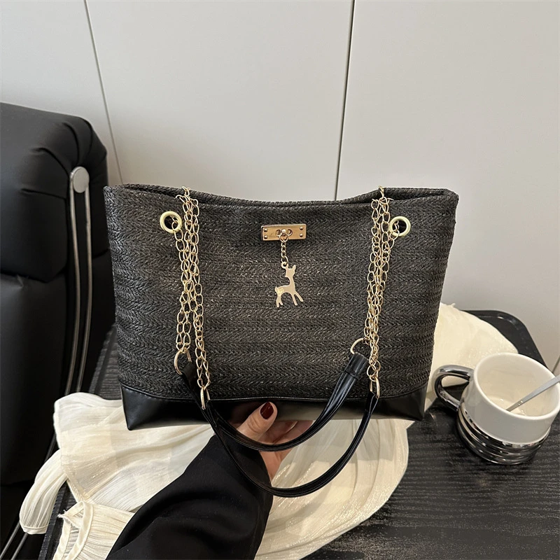 

Luxury Brand Woven Underarm Bag French-style Large-capacity Fashionable Woven Tote Bag Magnetic Buckle Design Chain Shoulder Bag