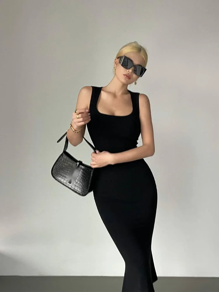 WOMENGAGA Sleeveless Square Neck Tank Top Dress Women's Summer New High Waist Mid Length Slim Hip Fishtail Dresses Korean 2Y38